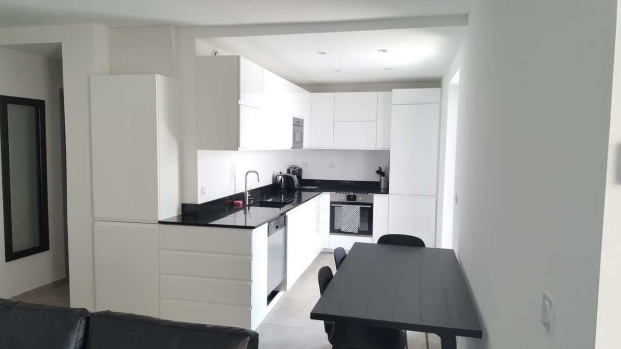 Appartement Anatole - T3 - Moderne - Climatisé - 1er étage - Très grande terrasse - Vue magnifique et dégagée à Saint-Mandrier-sur-Mer Extérieur photo